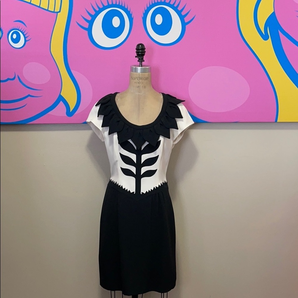 Moschino Cheap & Chic Flower Neck Dress Black White